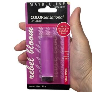 Maybelline New York Color Sensational Rebel Bloom Petal Pink Lip Color